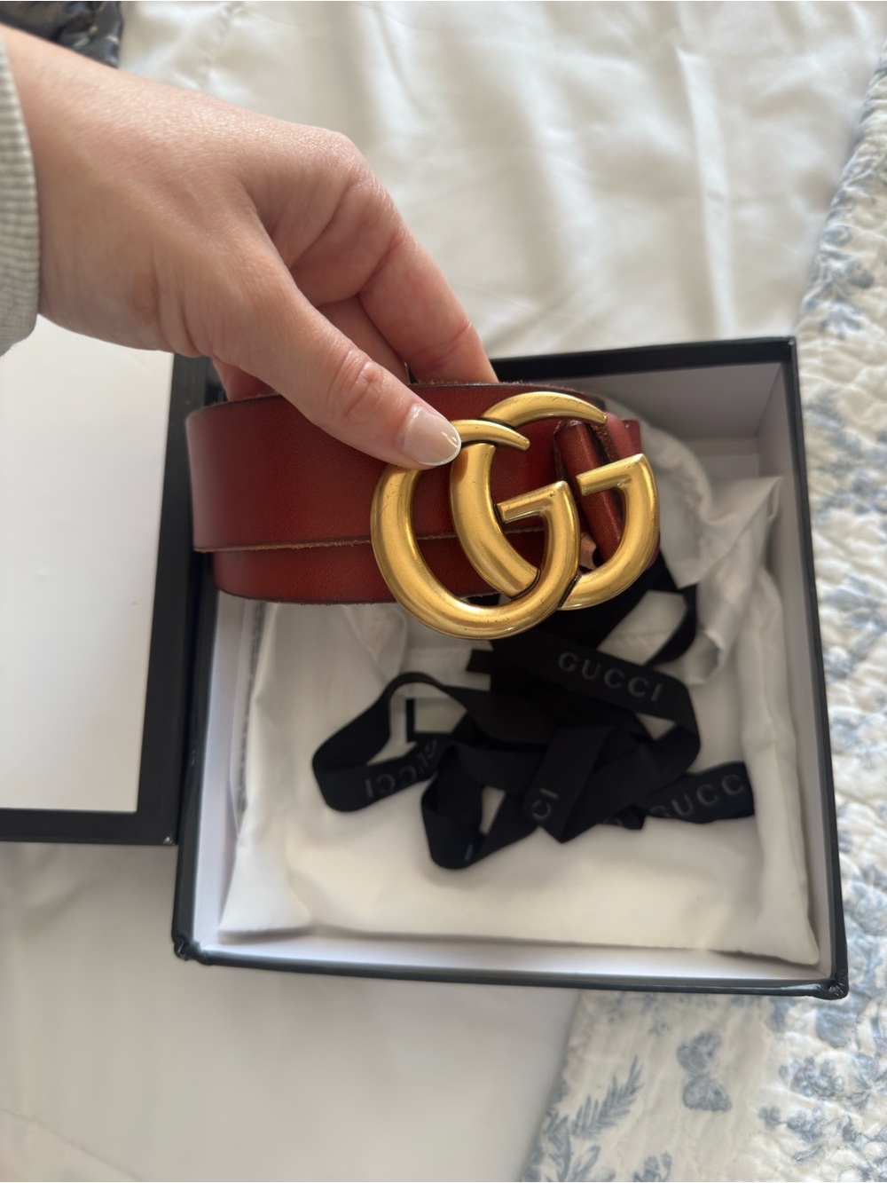 Gucci Women’s Brown Leather Belt with Gold Double G Buckle
